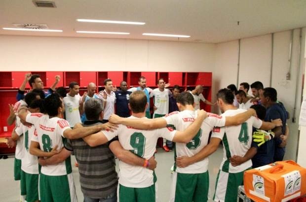 Júnior Rocha ressalta importância do elenco do Luverdense