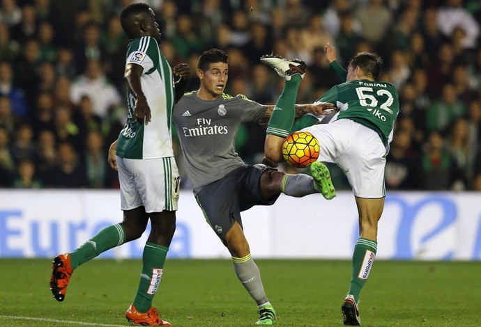 James rebate críticas: ''Me incomoda muito que digam que estou gordo''