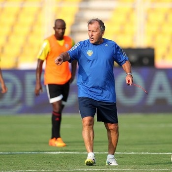 Após Felipão, Zico também aparece cotado para assumir a seleção chinesa