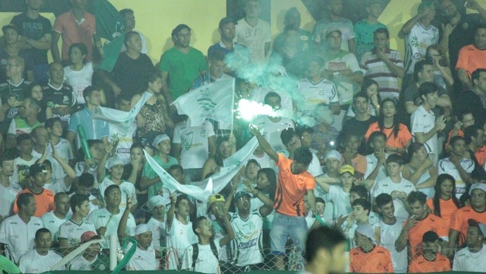 Diretoria do LEC inicia venda de ingressos para duelo com Avaí