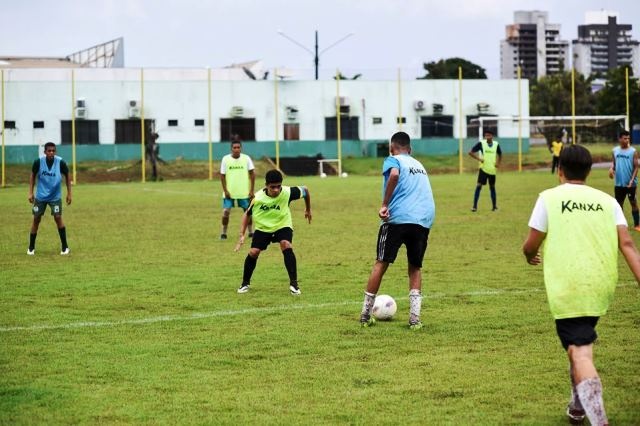 Trabalho de Base: LEC realiza avaliação Técnica para o Sub 17