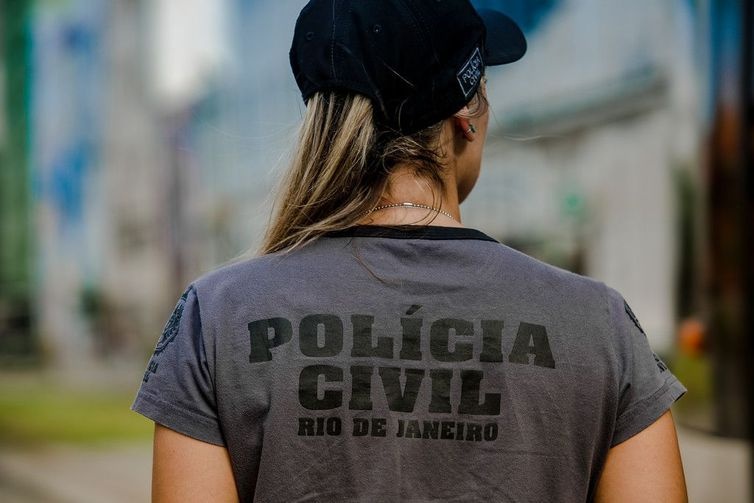 Ex-vereadora é detida em operação da Polícia Civil, no Rio de Janeiro