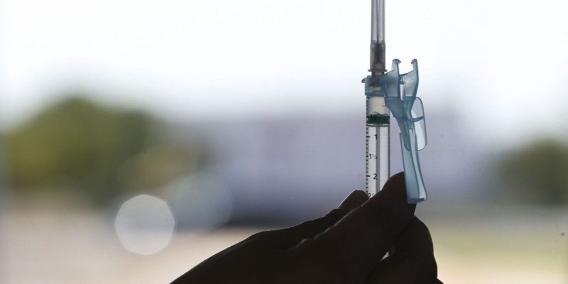 Municípios aplicaram 11,3 mi de vacinas em moradores de outras cidades