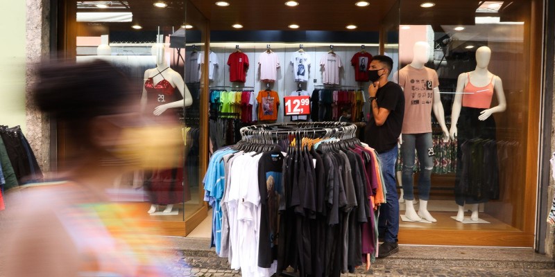 Mapa de Risco da Covid-19: Rio tem queda em óbitos e internações