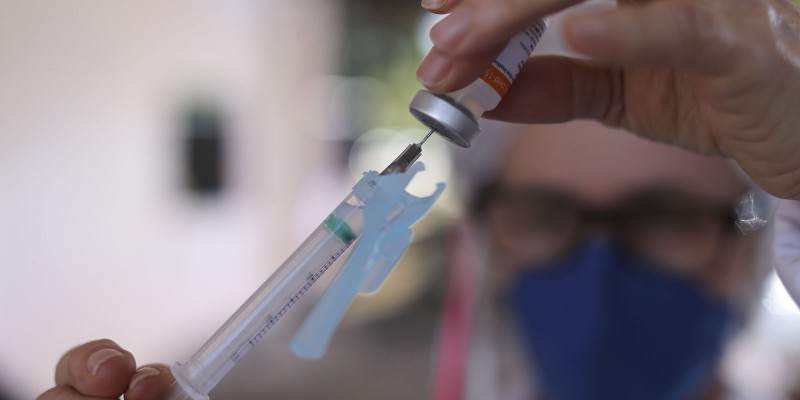 Covid-19: GDF anuncia vacinação a partir de 37 anos na próxima sexta