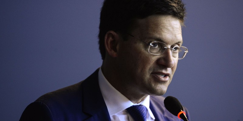 MP com novo programa social sai no início de agosto, diz ministro